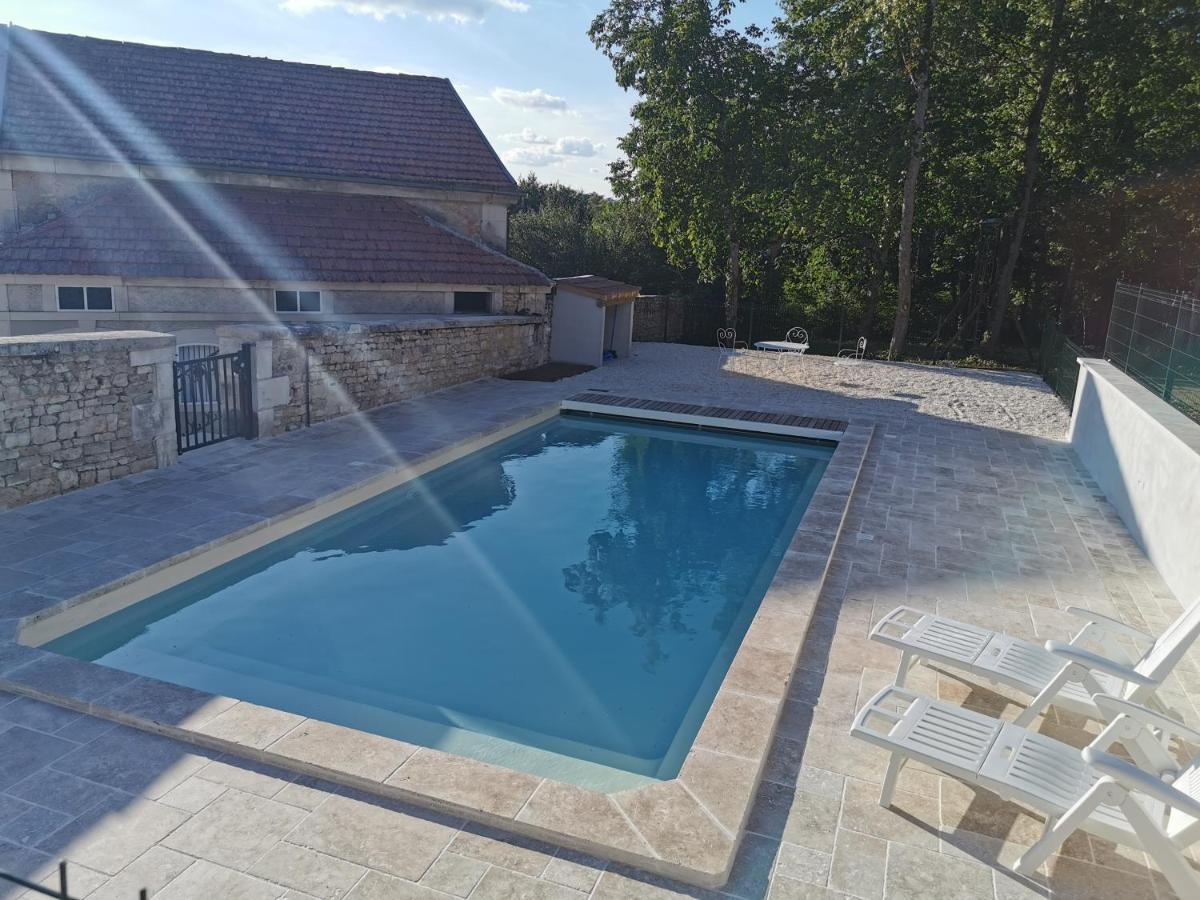 Chateau Des Barres Sainpuits Bagian luar foto